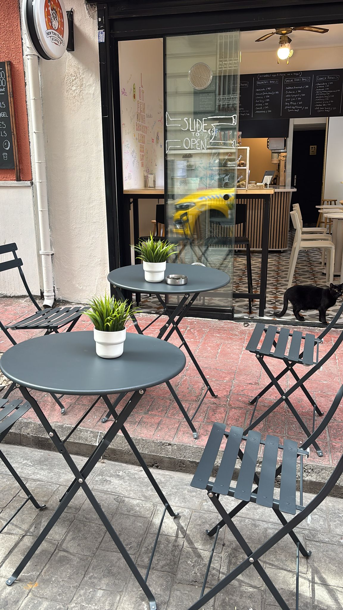 Bistro Serisi Yuvarlak Set Antrasit Gri